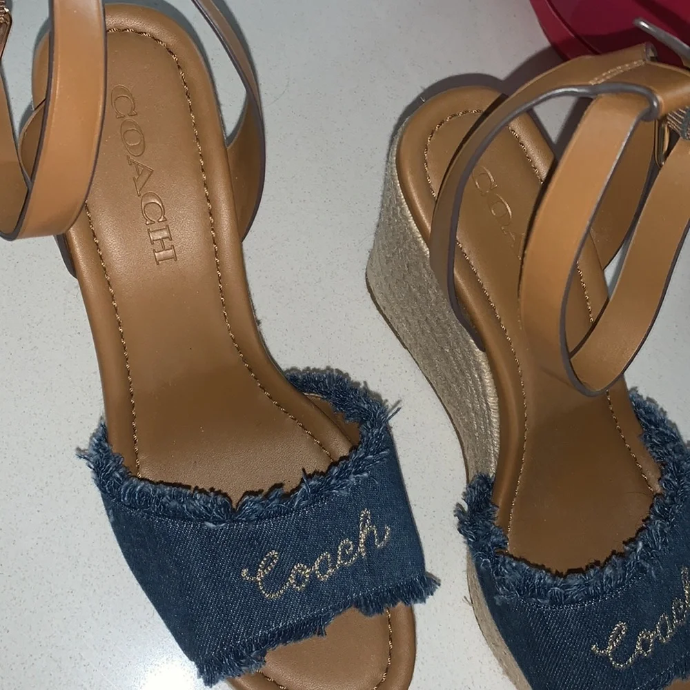 Coach heels - Picture 4 of 5